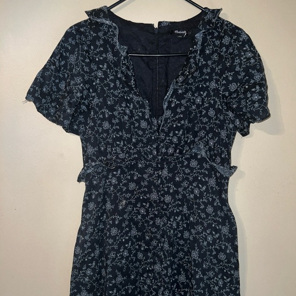 Madewell Ruffled Tiered Black Floral Midi Dress in Dotted Vines size 2 - Picture 3 of 5
